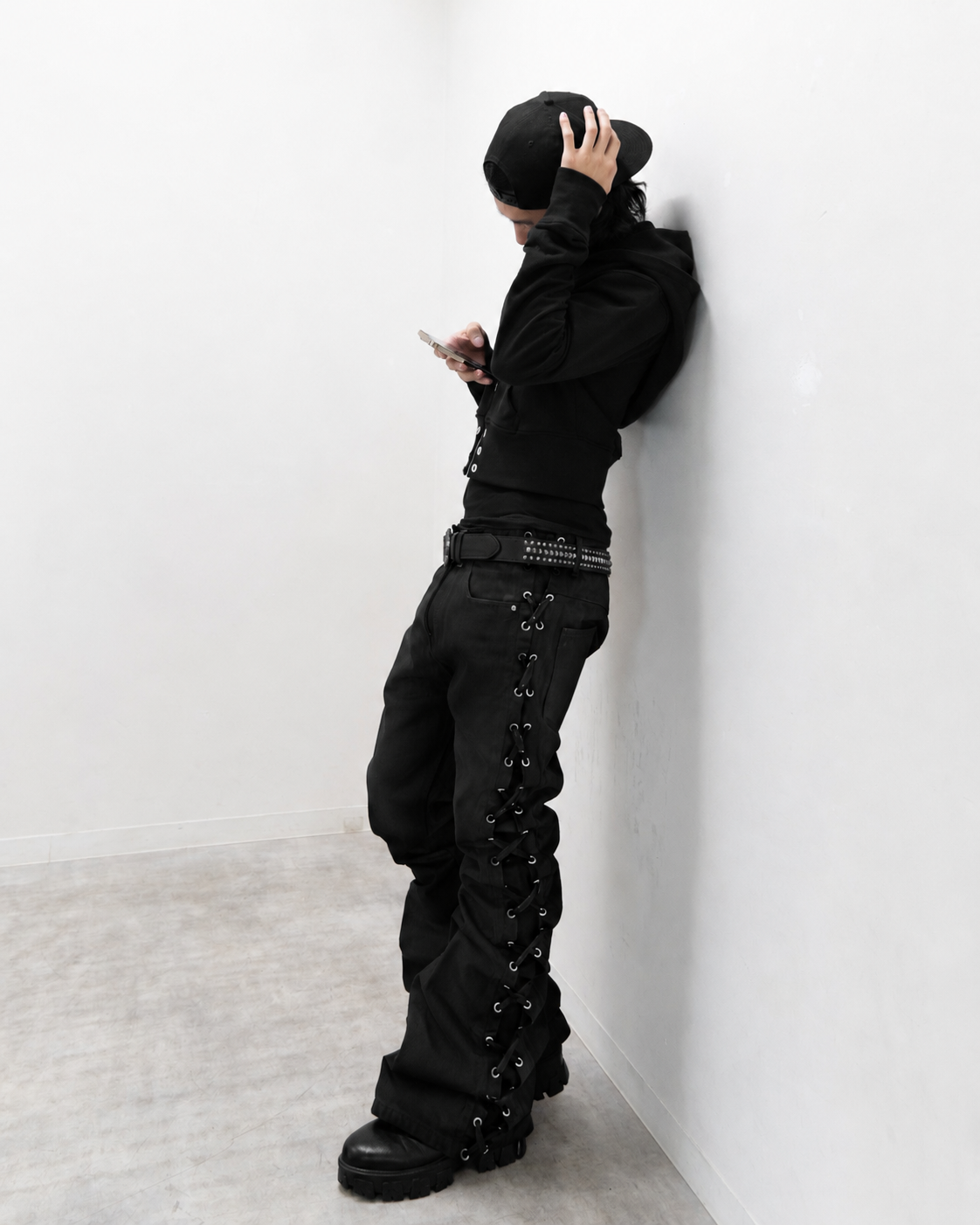 SET SIDE LACE FLARE PANTS & CROPPED BIG HOODIE FIT