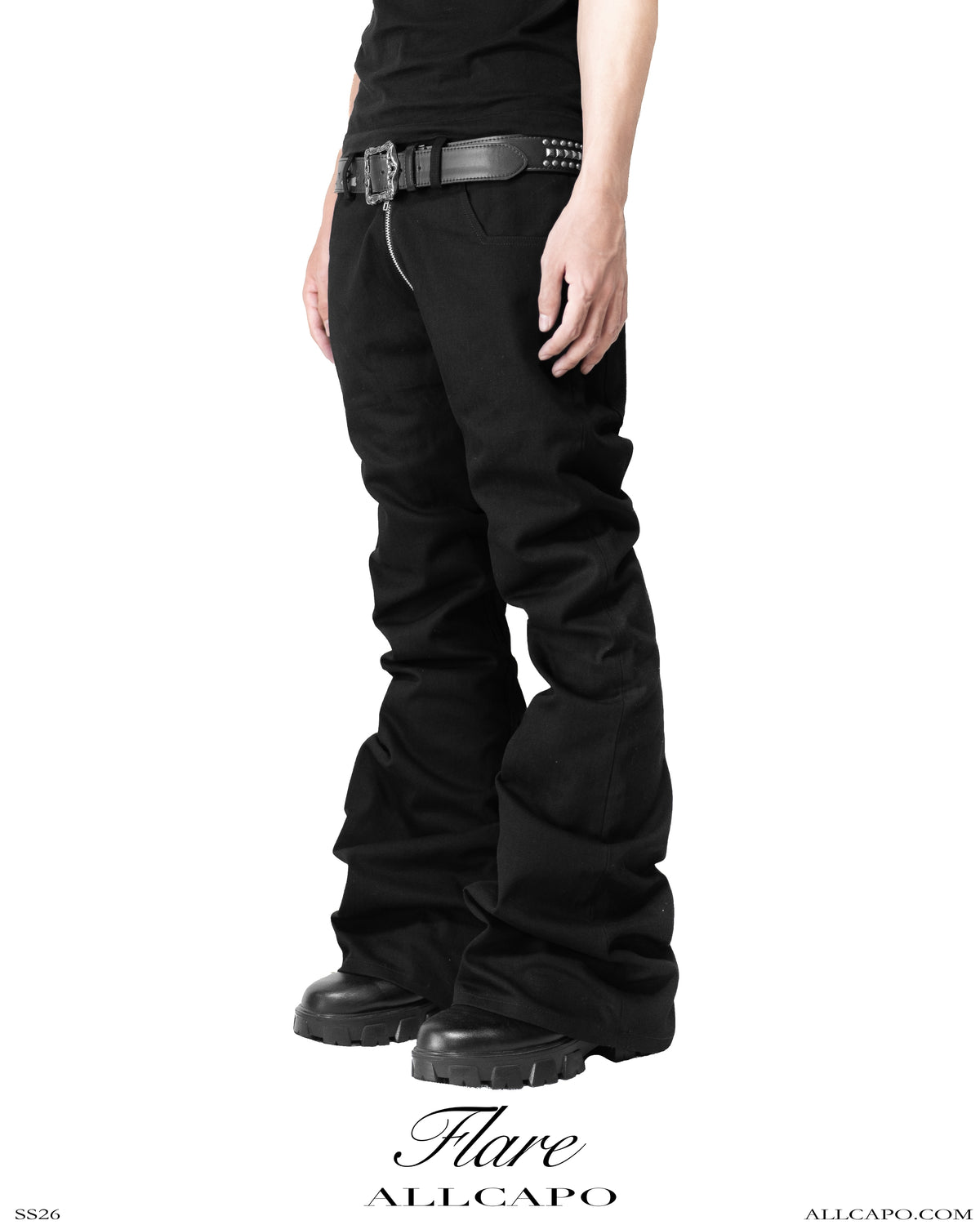 SET ALLCAPO FLARE PANTS & ALLCAPO CROPPED BIG HOODIE FIT