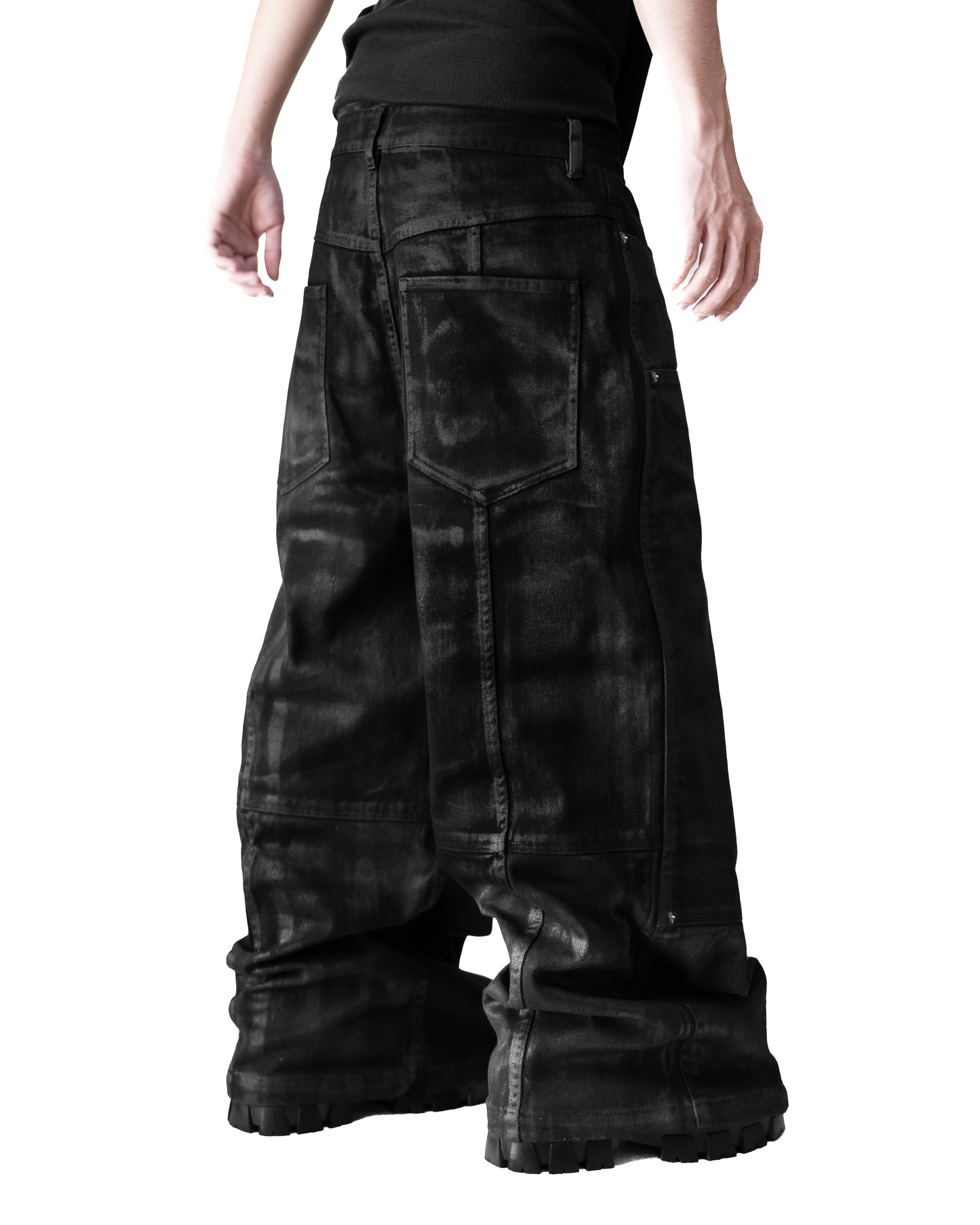 - PRE ORDER - SET  COATING DOUBLE KNEE VOLUME BOTTOM WIDE PANTS &ALLCAPO COATING CROPPED JACKET BLACK