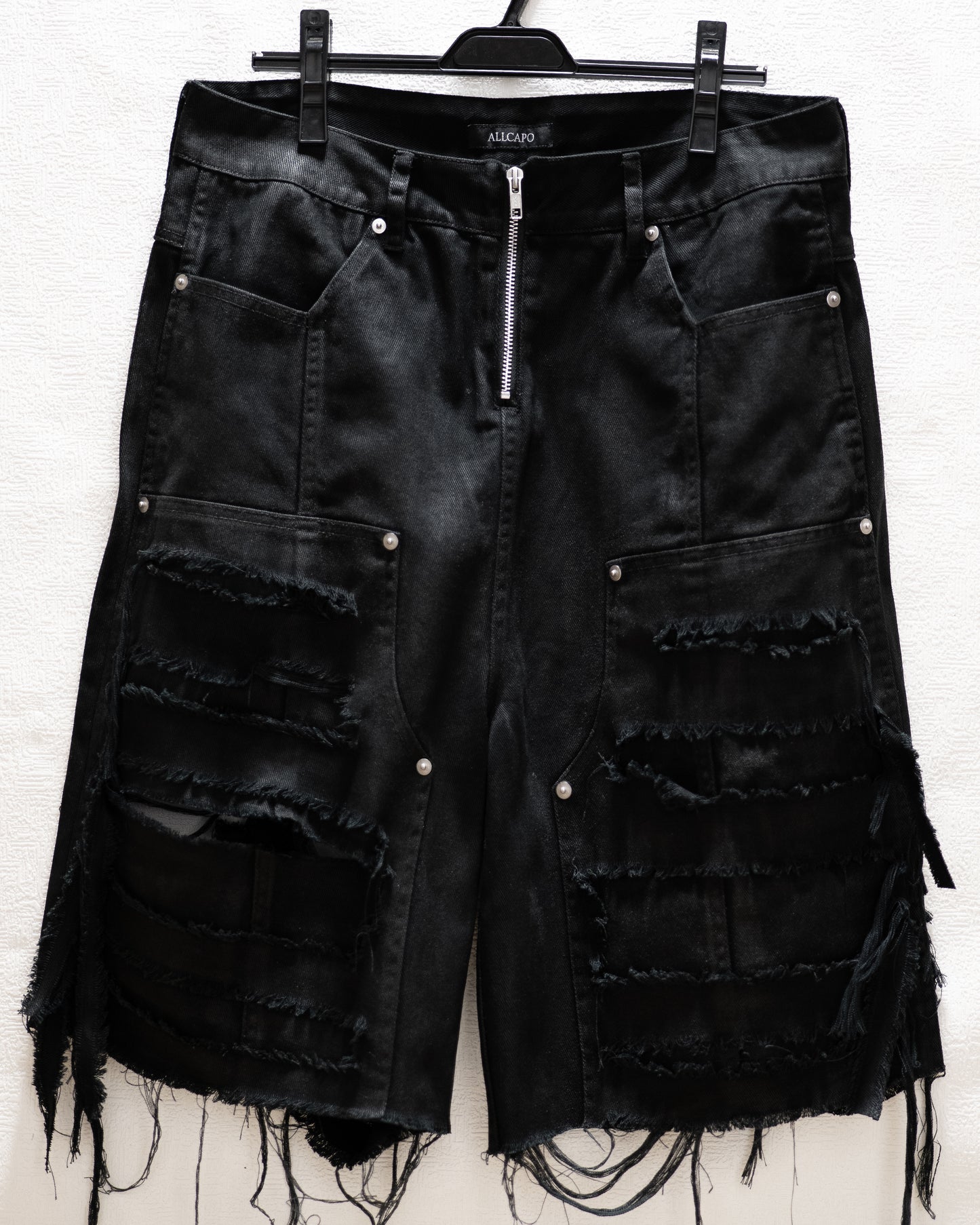 DAMAGE COATING DOUBLE KNEE SHORTS