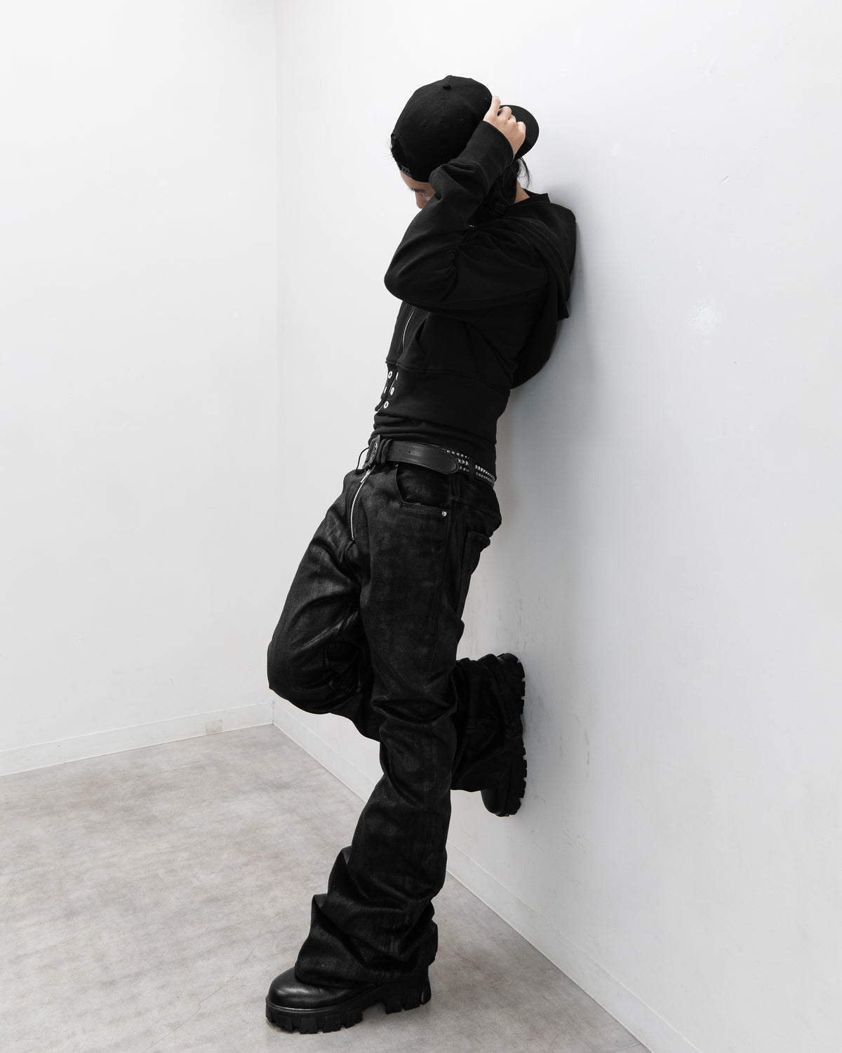 ALLCAPO COATING FLARE PANTS