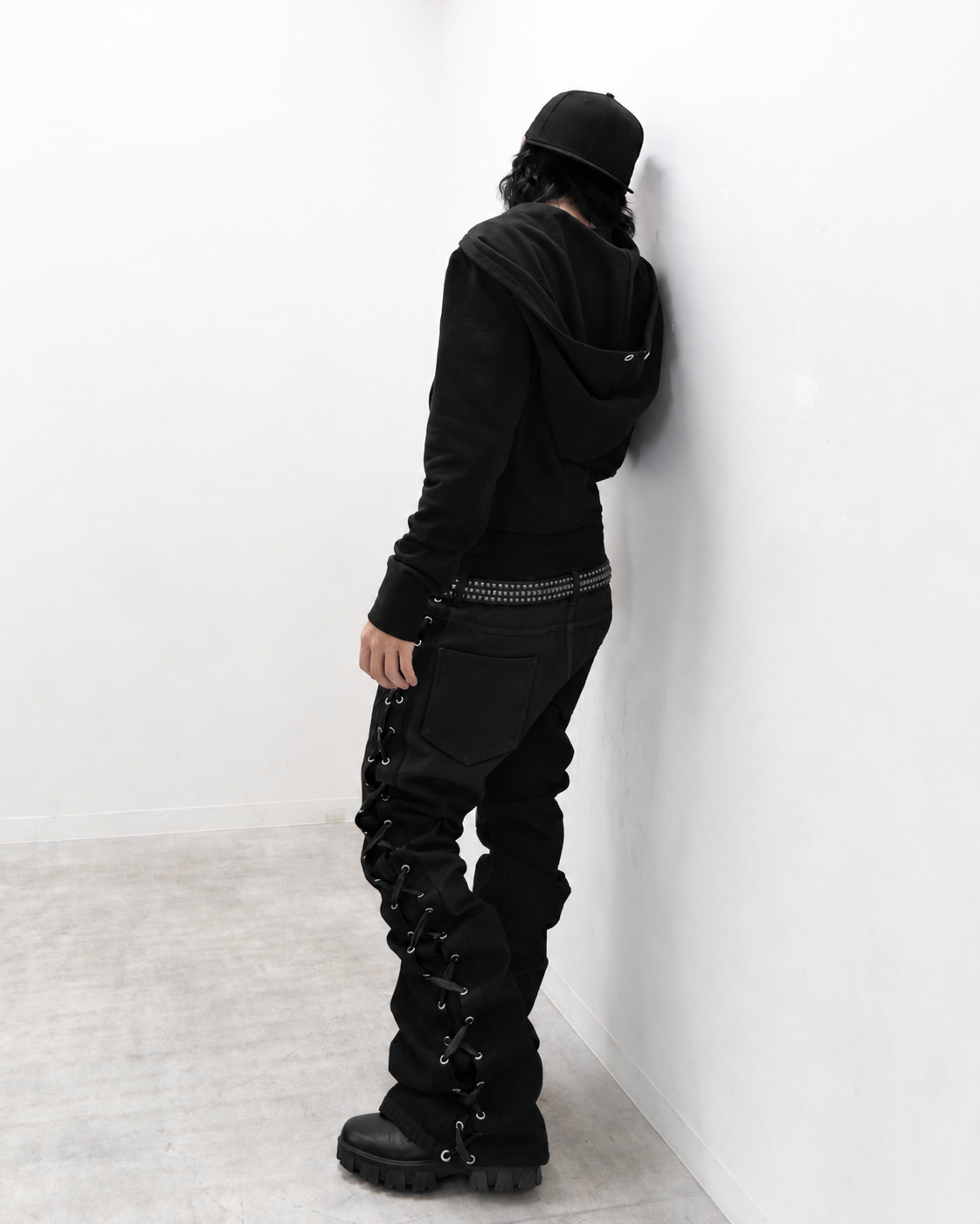 SET SIDE LACE FLARE PANTS & CROPPED BIG HOODIE FIT