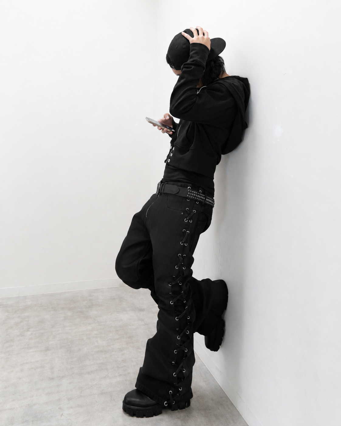 SET SIDE LACE FLARE PANTS & CROPPED BIG HOODIE FIT