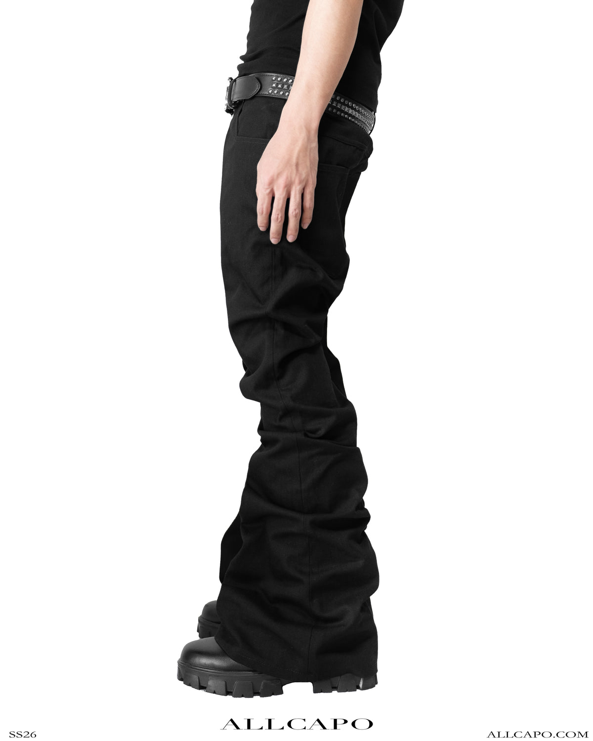 SET ALLCAPO FLARE PANTS & ALLCAPO CROPPED BIG HOODIE FIT